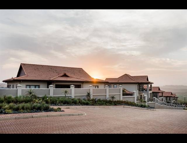 3 BEDROOM TOWNHOUSE FOR SALE IN IZINGA